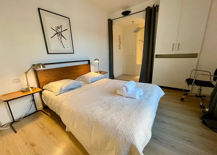 Apartment Tour Eiffel - Motte Picquet